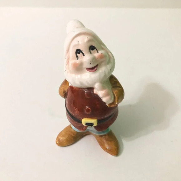 Vintage Disney Snow White Happy Dwarf White Hat Figurine 3.5 Inch Tall  Japan - Picture 1 of 13